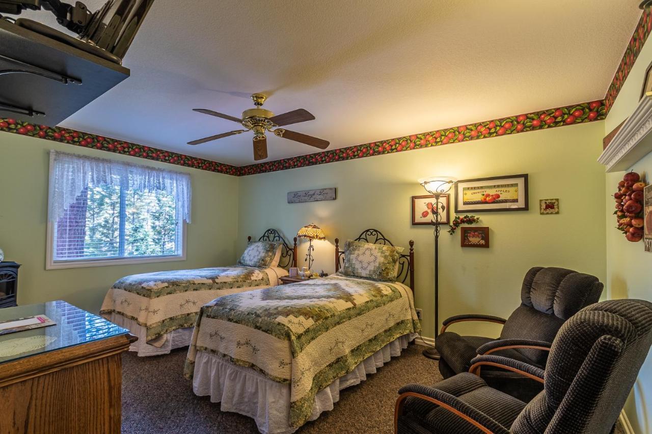 Apples Bed And Breakfast Inn Big Bear Lake Esterno foto