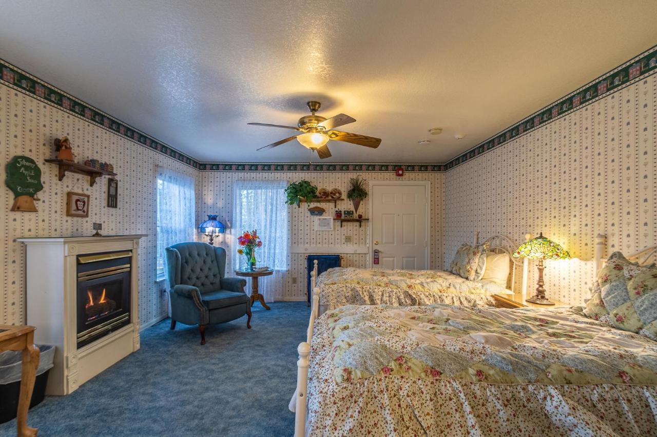 Apples Bed And Breakfast Inn Big Bear Lake Esterno foto